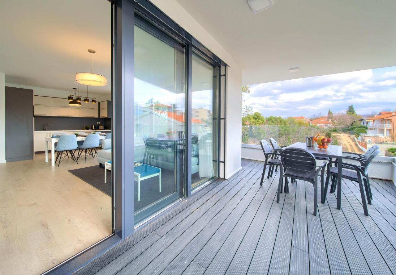 Apartments Perle Малинска Экстерьер фото